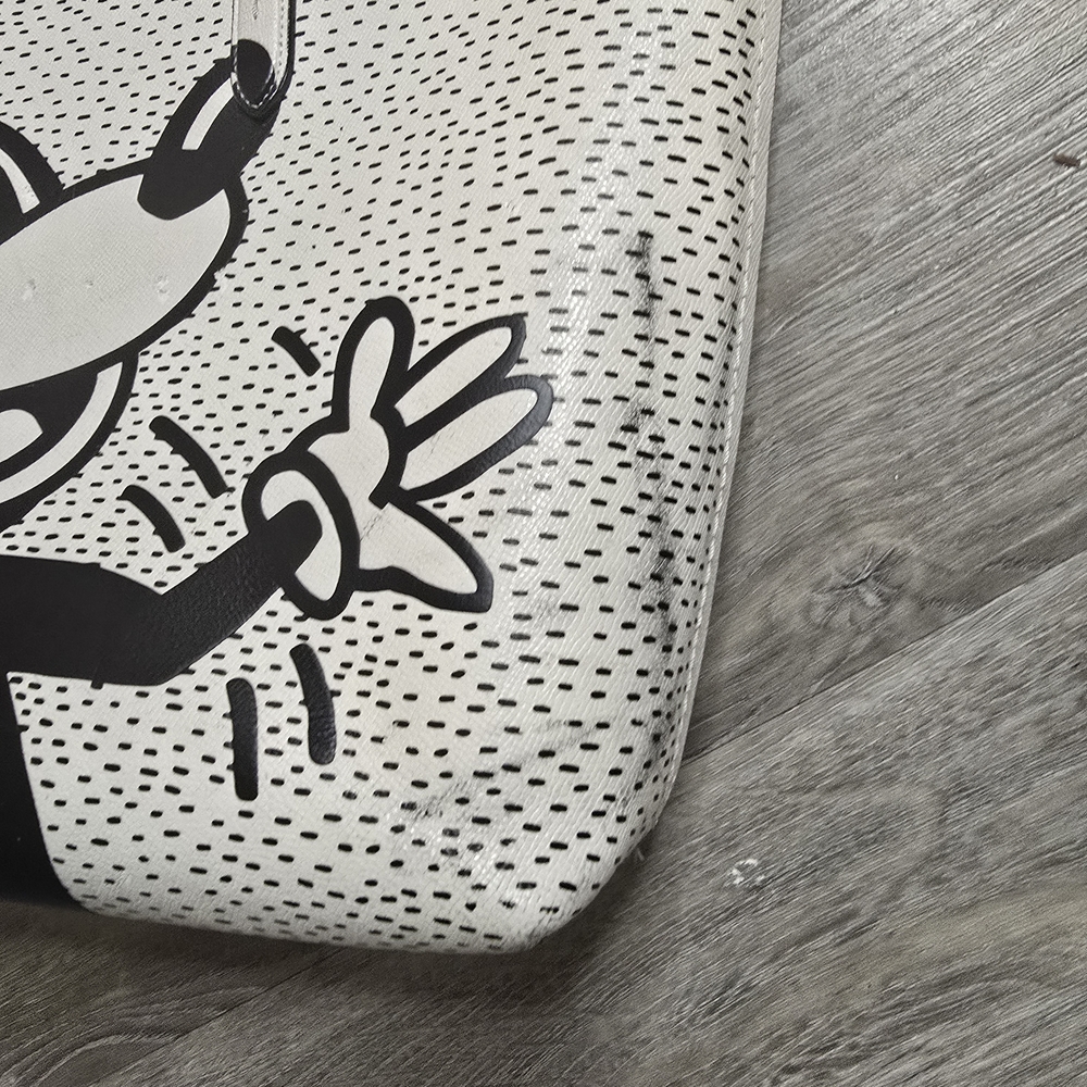 ❤️Large  Coach Disney Mickey Mouse X Keith Haring Highline Brass/Chalk Tote - Picture 3 of 10